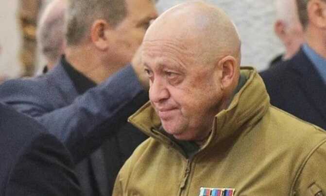 «Дурак пвошник»: военкор сообщил, что Пригожин выплатит ₽50 млн семьям погибших в ходе «марша вагнеровцев»