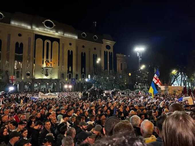 Тбилиси охватили протесты: граждане не согласны с результатами выборов