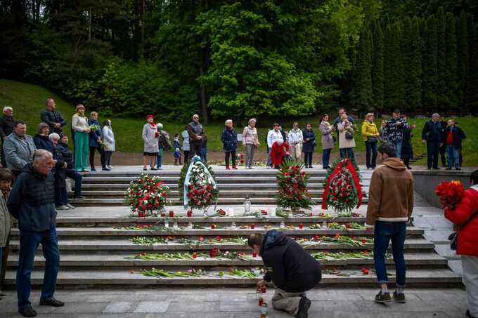 Замминистра финансов Литвы подвергся критике за пост про 9 мая